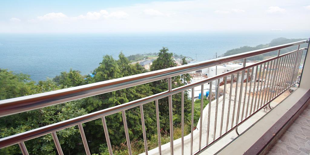 Montmartre Villa Namhae Exterior photo